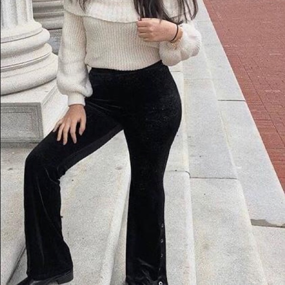 Clothes - Picture 6 of 8